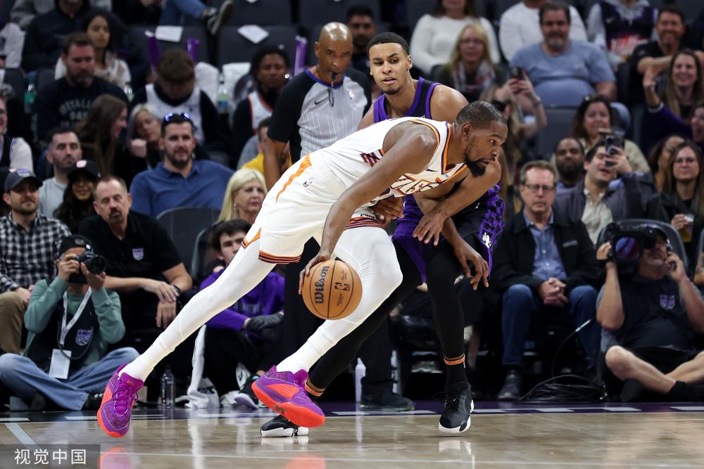 赛场上面对 赛场上面对