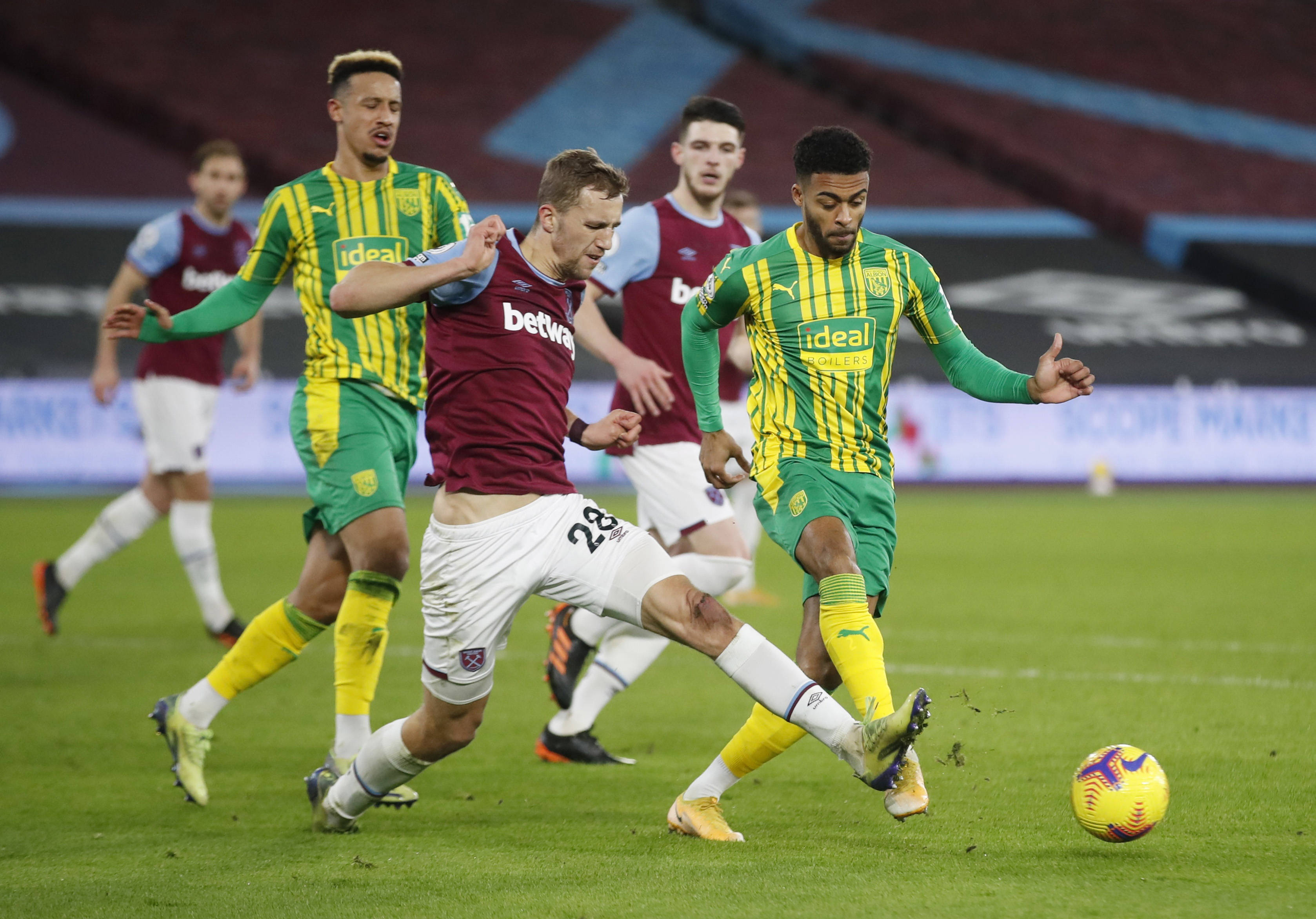 与压力下的 与压力下的